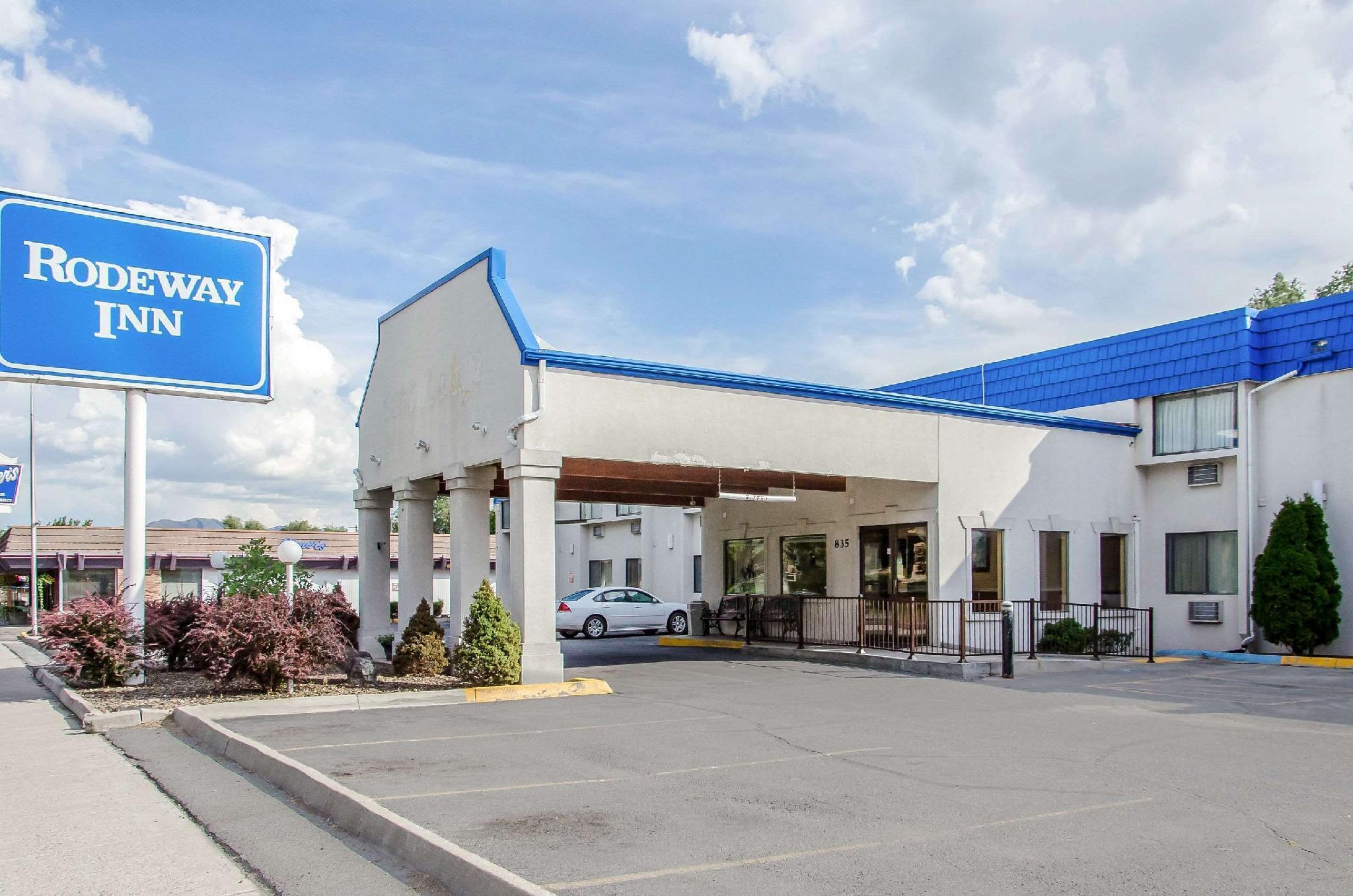 Days Inn By Wyndham Pocatello University Area Exterior photo